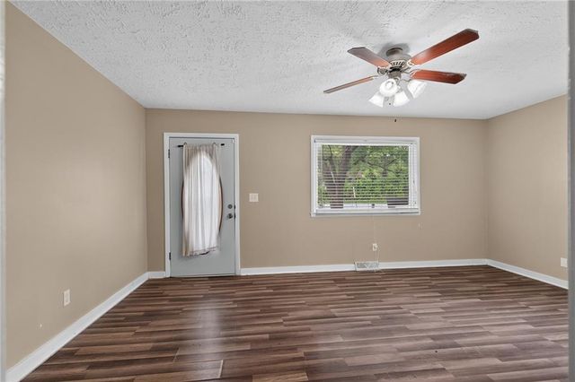 14900 Bellaire Avenue, Grandview, MO 64030