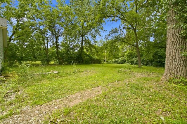 14900 Bellaire Avenue, Grandview, MO 64030