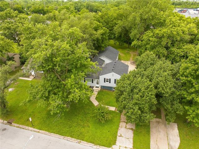 14900 Bellaire Avenue, Grandview, MO 64030