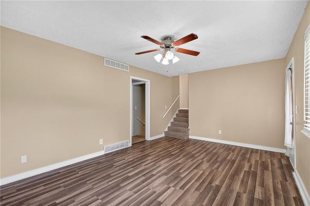 14900 Bellaire Avenue, Grandview, MO 64030