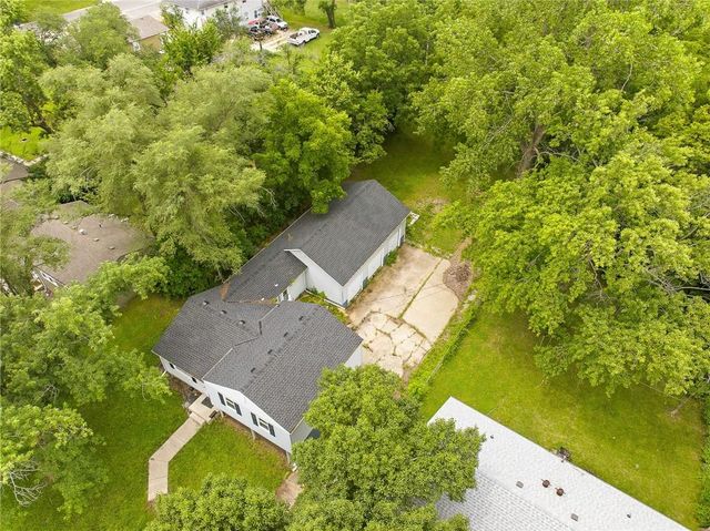 14900 Bellaire Avenue, Grandview, MO 64030