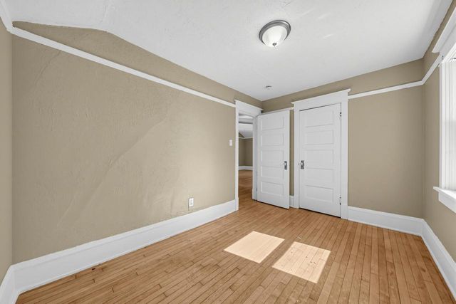 2563 N Hubbard STREET, Milwaukee, WI 53212