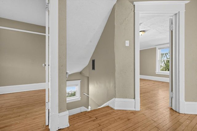 2563 N Hubbard STREET, Milwaukee, WI 53212