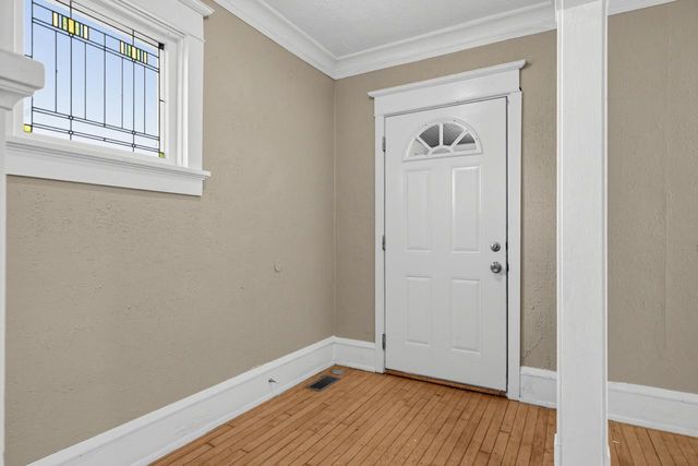 2563 N Hubbard STREET, Milwaukee, WI 53212