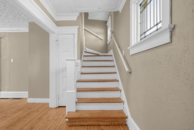 2563 N Hubbard STREET, Milwaukee, WI 53212