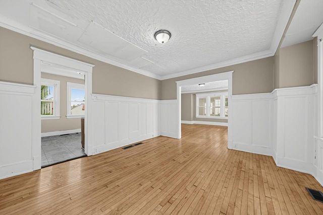 2563 N Hubbard STREET, Milwaukee, WI 53212