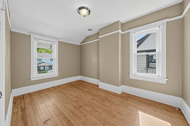 2563 N Hubbard STREET, Milwaukee, WI 53212