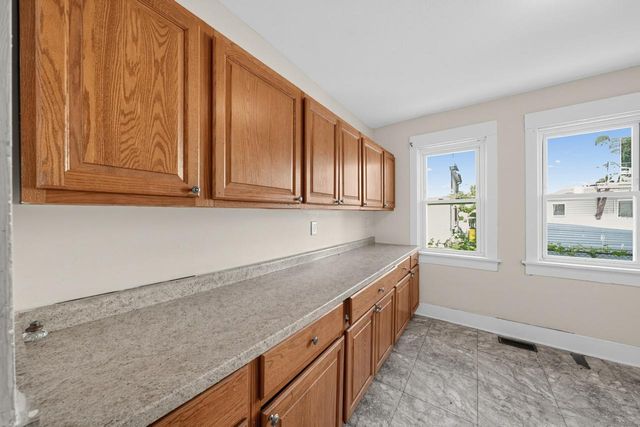 2563 N Hubbard STREET, Milwaukee, WI 53212