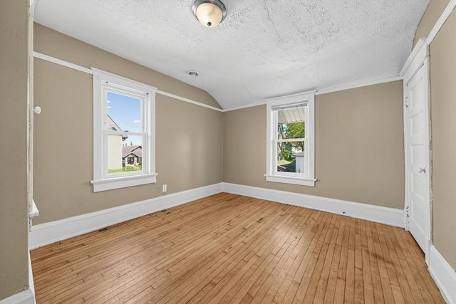 2563 N Hubbard STREET, Milwaukee, WI 53212