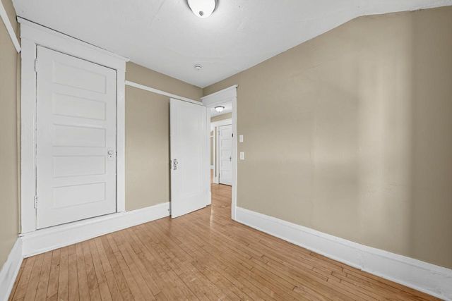 2563 N Hubbard STREET, Milwaukee, WI 53212