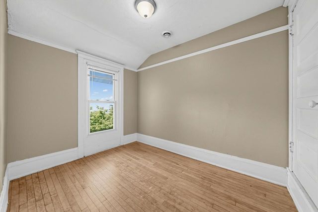 2563 N Hubbard STREET, Milwaukee, WI 53212