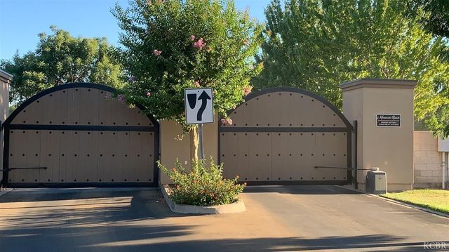 8562 Serrano Avenue, Hanford, CA 93230