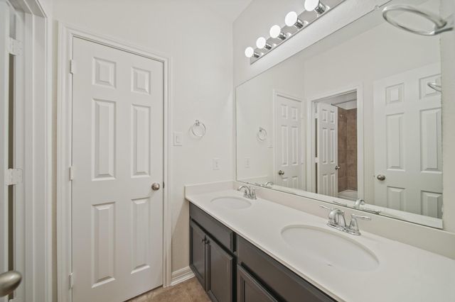 322 Lake Rim Drive, Rosenberg, TX 77469