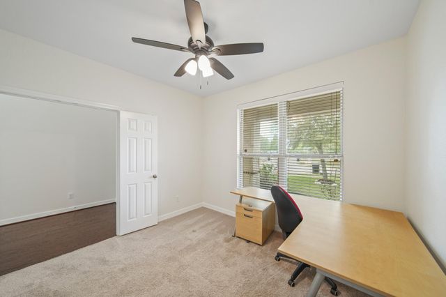 322 Lake Rim Drive, Rosenberg, TX 77469