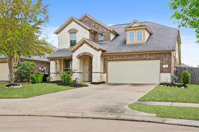 322 Lake Rim Drive, Rosenberg, TX 77469