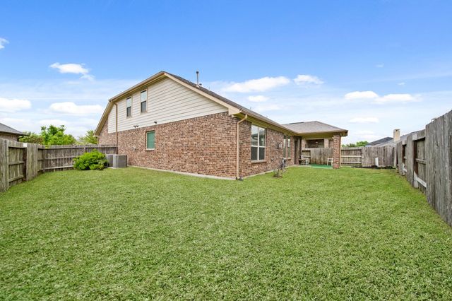322 Lake Rim Drive, Rosenberg, TX 77469