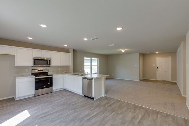 111 Rock Creek Lane, Terrell, TX 75160