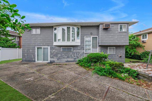 2961 Hewlett Avenue, South Merrick, NY 11566