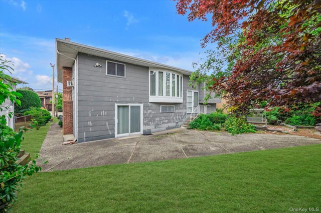 2961 Hewlett Avenue, South Merrick, NY 11566