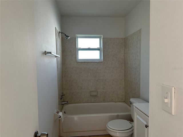 452 89TH AVENUE N, St Petersburg, FL 33702