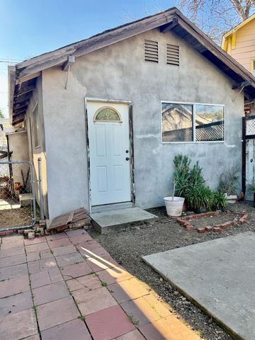 123 W Clay St, Stockton, CA 95206