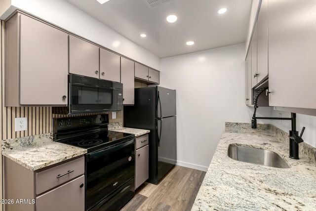 95 N COOPER Road 50, Chandler, AZ 85225