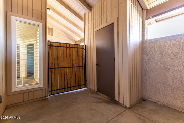 95 N COOPER Road 50, Chandler, AZ 85225