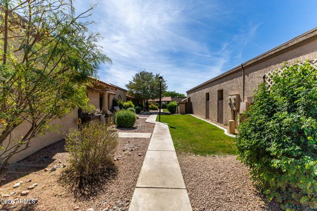 95 N COOPER Road 50, Chandler, AZ 85225