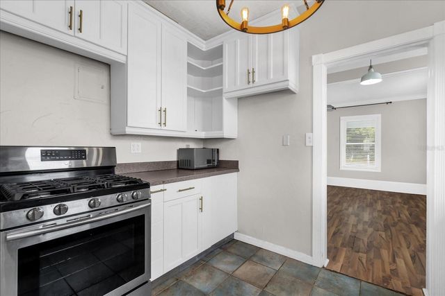 1518 PINEWOOD DRIVE, Winter Park, FL 32789