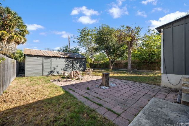 226 Saint John, San Antonio, TX 78202