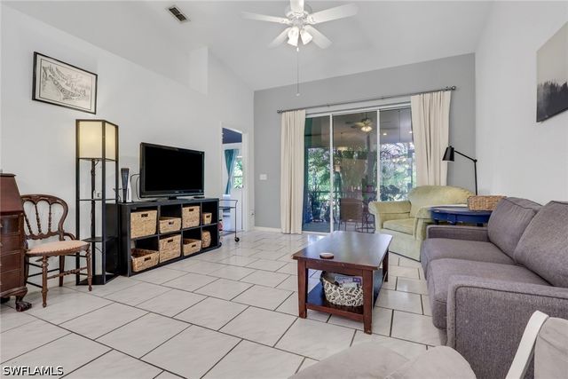 1835 W Crown Pointe BLVD, Naples, FL 34112