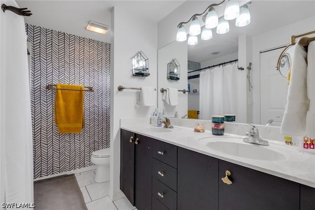 1835 W Crown Pointe BLVD, Naples, FL 34112