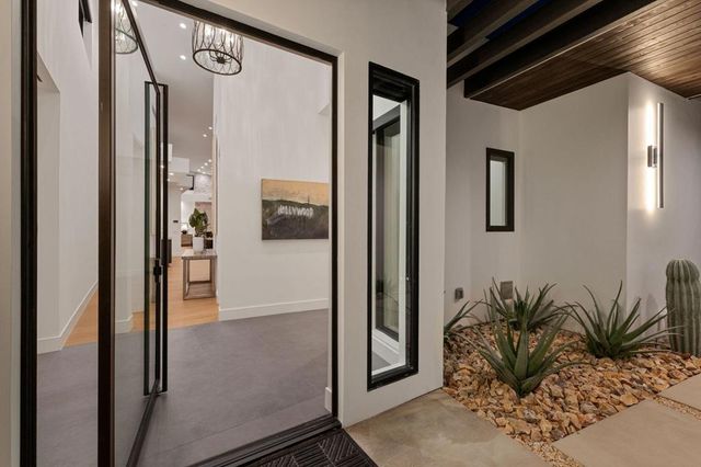 3 Siena Vista Court, Rancho Mirage, CA 92270