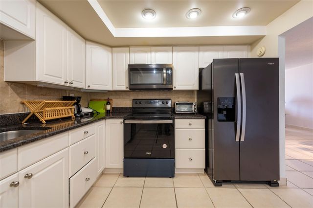 1600 S Ocean Drive 8H, Hollywood, FL 33019