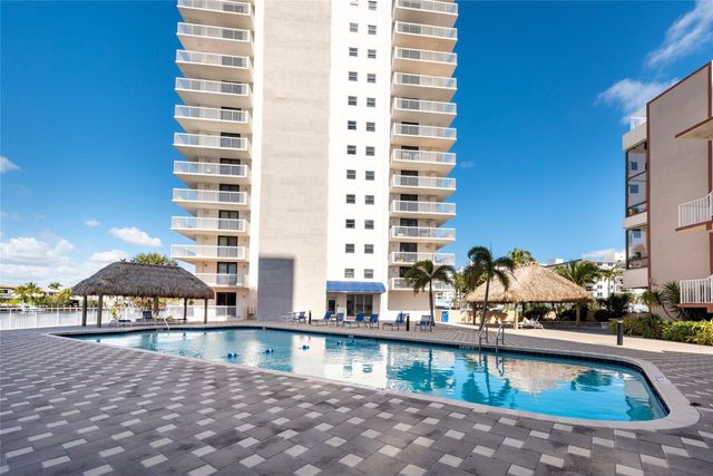 1600 S Ocean Drive 8H, Hollywood, FL 33019