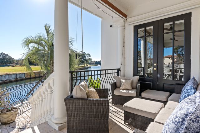 8056 Fountain Lane, Miramar Beach, FL 32550