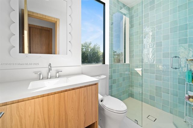 8625 NE 10th Ave, Miami, FL 33138