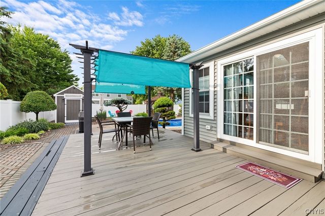 8138 Portobello, Clay, NY 13090