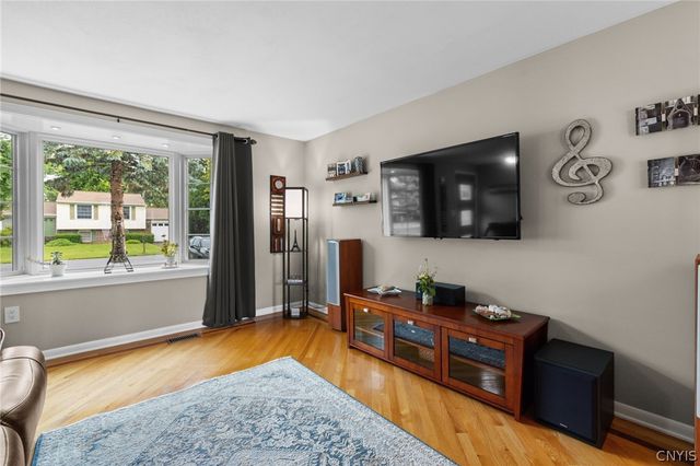 8138 Portobello, Clay, NY 13090