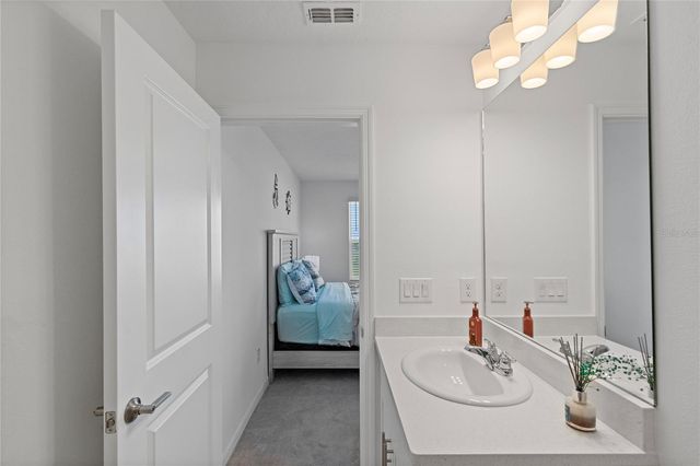 6119 WHETSTONE COURT, Palmetto, FL 34221