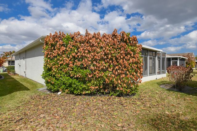 569 NW Cortina Lane, Port St. Lucie, Port St Lucie, FL 34986