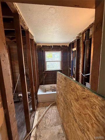 10112 Lord Drive, Unincorporated, MO 63136