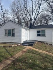 10112 Lord Drive, Unincorporated, MO 63136
