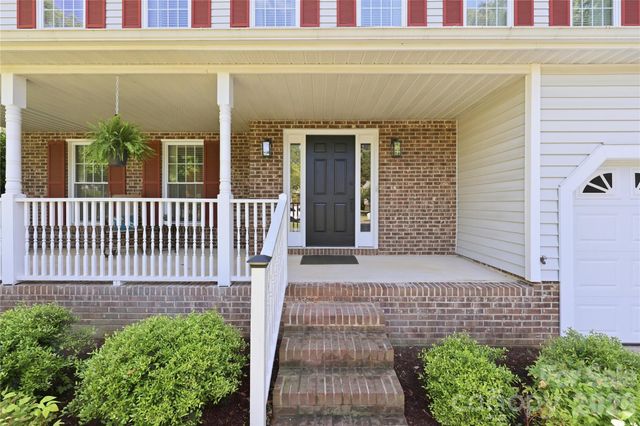 10716 Derry Drive, Charlotte, NC 28262