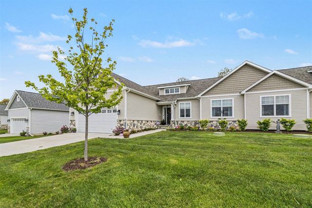 5725 Trail Side Lane, Whitmore Lake, MI 48189