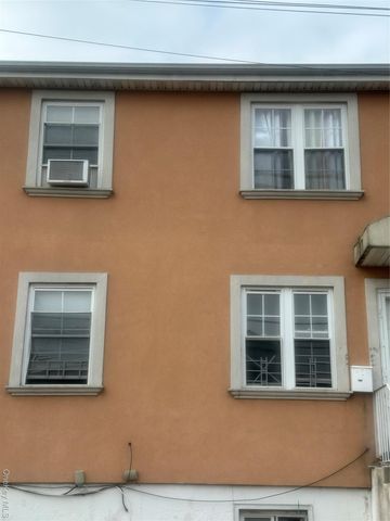 14768 259th Street, Rosedale, NY 11422