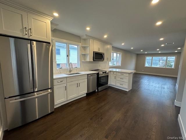 5 Linwood Road N 2nd Fl, Port Washington, NY 11050
