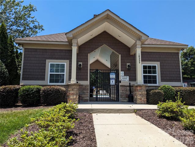 18448 West Catawba Avenue, Cornelius, NC 28031