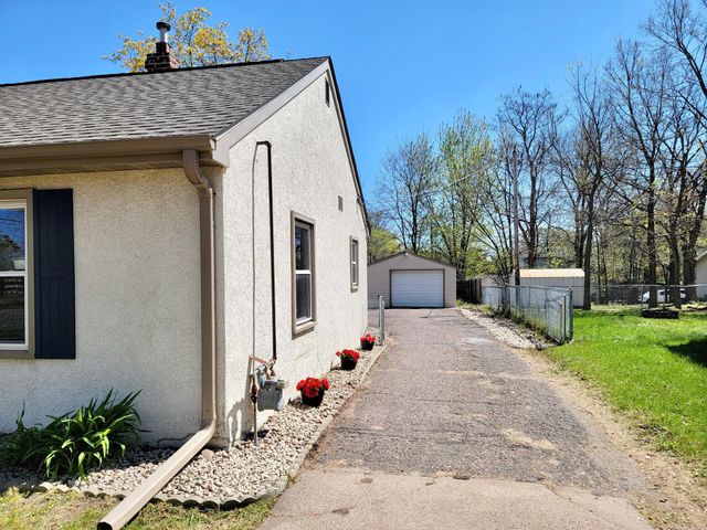2336 4th Avenue, Anoka, MN 55303