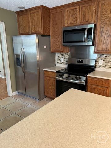 114 Chapel Drive, Savannah, GA 31406